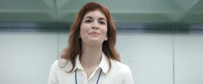 Helly (Britt Lower): a resistência encarnada na série Ruptura